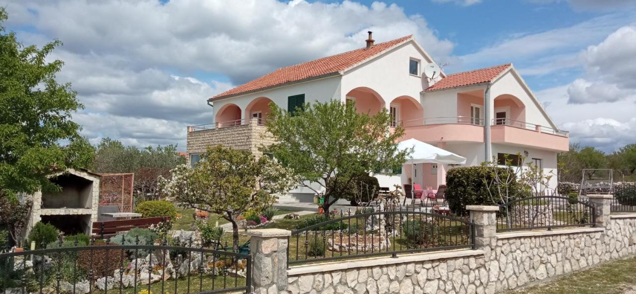 Apartment Ariela Skradin Εξωτερικό φωτογραφία
