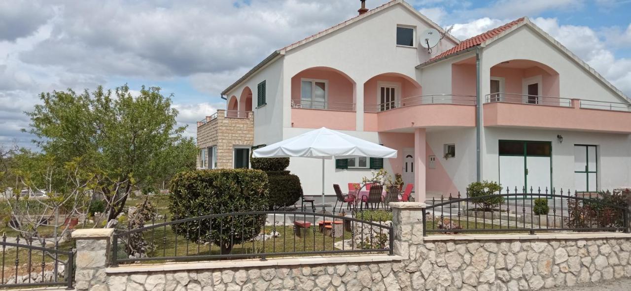 Apartment Ariela Skradin Εξωτερικό φωτογραφία
