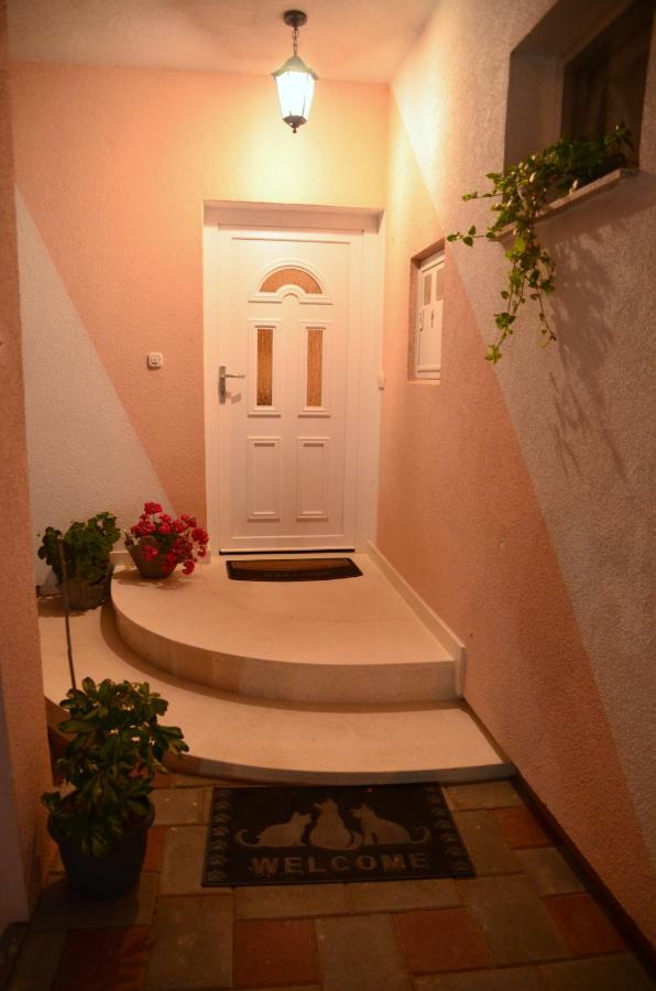 Apartment Ariela Skradin Εξωτερικό φωτογραφία